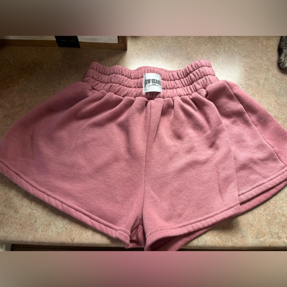 pink sweatshorts 🎀 - Picture 2 of 6